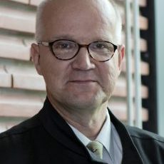 Eero_Hyvönen-230x300
